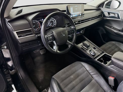 Used 2022 Mitsubishi Outlander SE AWD/4WD image 23