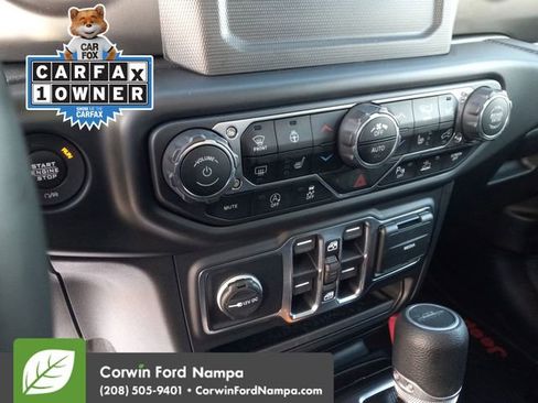 Used 2020 Jeep Gladiator Sport w/ Quick Order Package 24S image 17