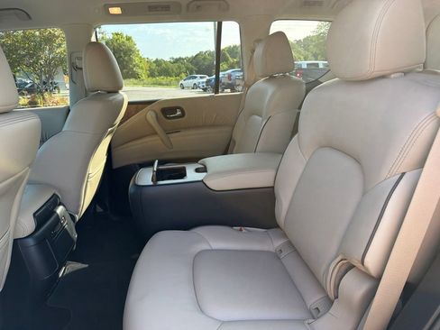 Used 2023 Nissan Armada SL w/ Captain's Chairs Package AWD/4WD image 6