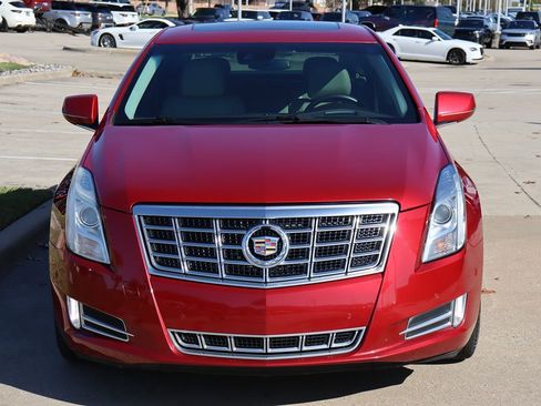 Used 2014 Cadillac XTS Premium image 3
