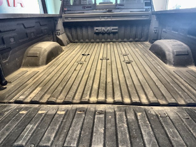 Used 2021 GMC Sierra 3500 SLT w/ SLT Premium Package AWD/4WD image 24