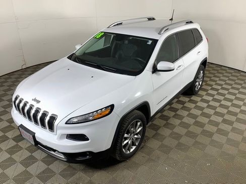 Used 2018 Jeep Cherokee Limited AWD/4WD image 7