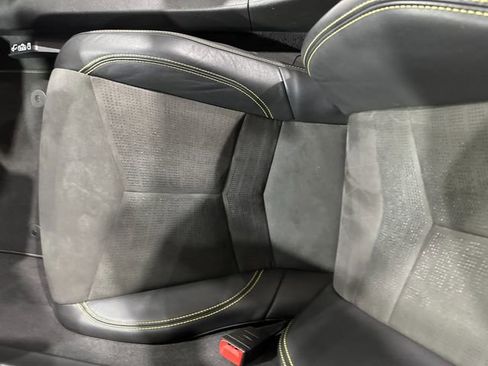 Used 2021 Chevrolet Corvette Stingray Premium Cpe w/ Z51 Performance Package image 19