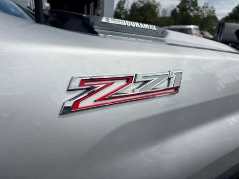 Used 2020 Chevrolet Silverado 2500 LTZ w/ LTZ Premium Package AWD/4WD image 10