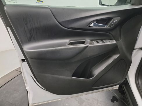 Used 2022 Chevrolet Equinox LT image 13