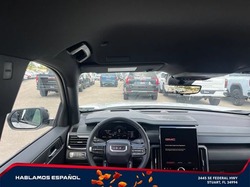 New 2026 GMC Acadia AT4 w/ Luxury Package AWD/4WD image 14