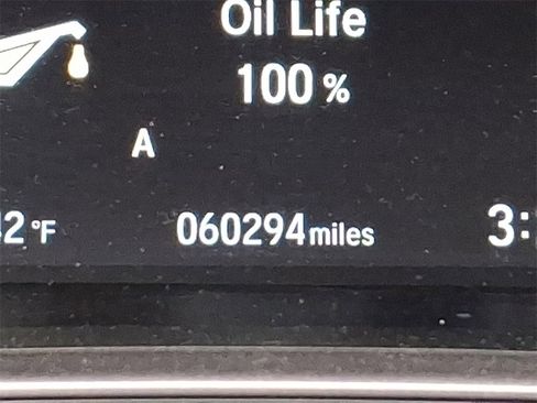 Used 2020 Honda CR-V Touring image 22