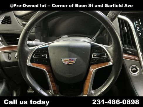 Used 2015 Cadillac Escalade ESV Luxury AWD/4WD image 20