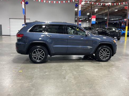 Used 2020 Jeep Grand Cherokee Limited image 6