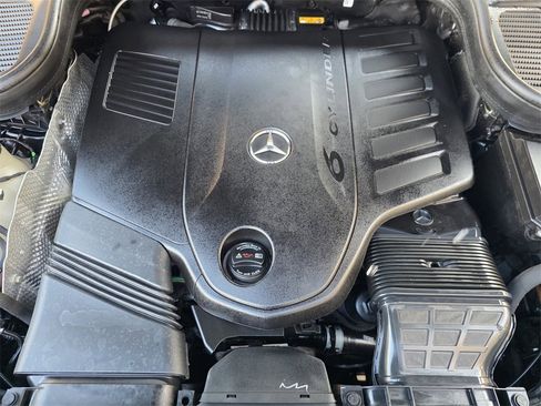 Used 2025 Mercedes-Benz GLS 450 4MATIC image 23