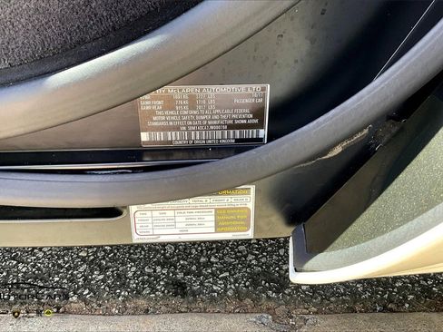 Used 2018 McLaren 720S Performance image 25