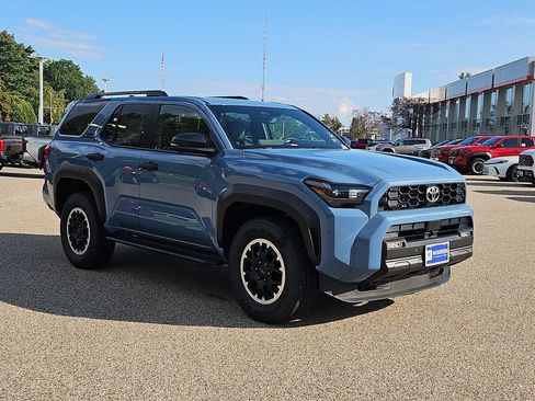 New 2026 Toyota 4Runner TRD Off-Road Premium AWD/4WD image 2