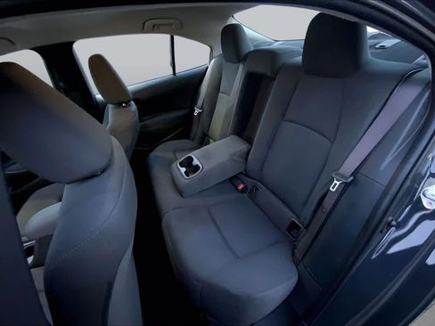 Used 2024 Toyota Corolla LE FWD image 18