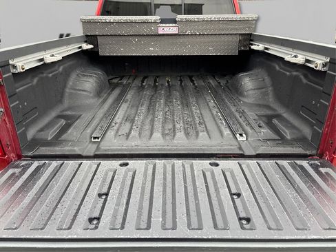 Used 2015 Nissan Frontier SL image 13