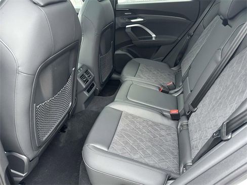 New 2025 Audi SQ5 Premium Plus image 5