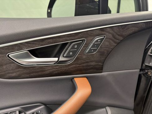 Used 2021 Audi Q7 2.0T Premium w/ Convenience Package image 12