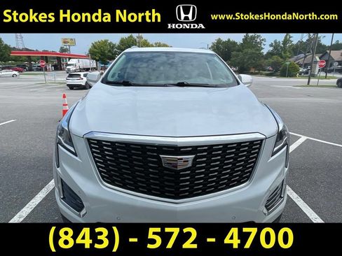 Used 2023 Cadillac XT5 Premium Luxury FWD image 2