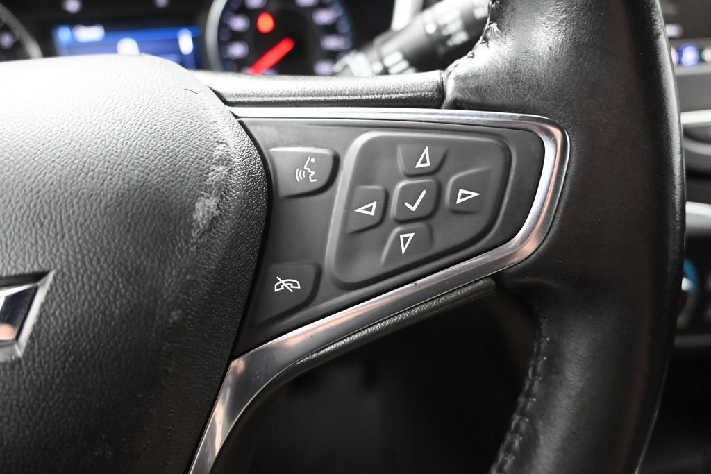 Used 2021 Chevrolet Equinox LT FWD image 23