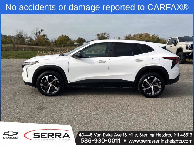 Certified 2024 Chevrolet Trax RS w/ Driver Confidence Package FWD image 2