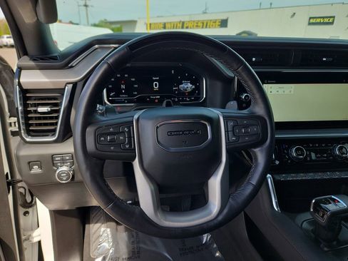 Used 2024 GMC Sierra 1500 Denali AWD/4WD image 14