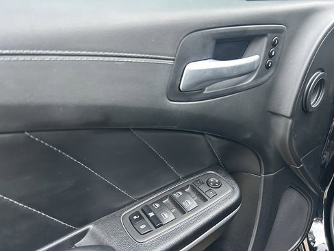 Used 2023 Dodge Charger R/T w/ Plus Group image 10