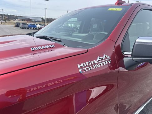 New 2026 Chevrolet Silverado 1500 High Country image 4