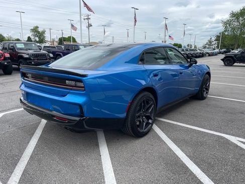 New 2026 Dodge Charger R/T AWD/4WD image 5