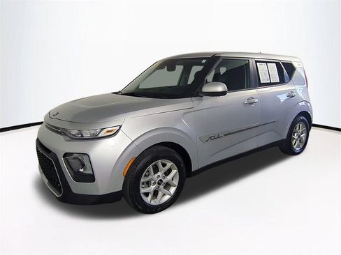 Used 2020 Kia Soul S image 9