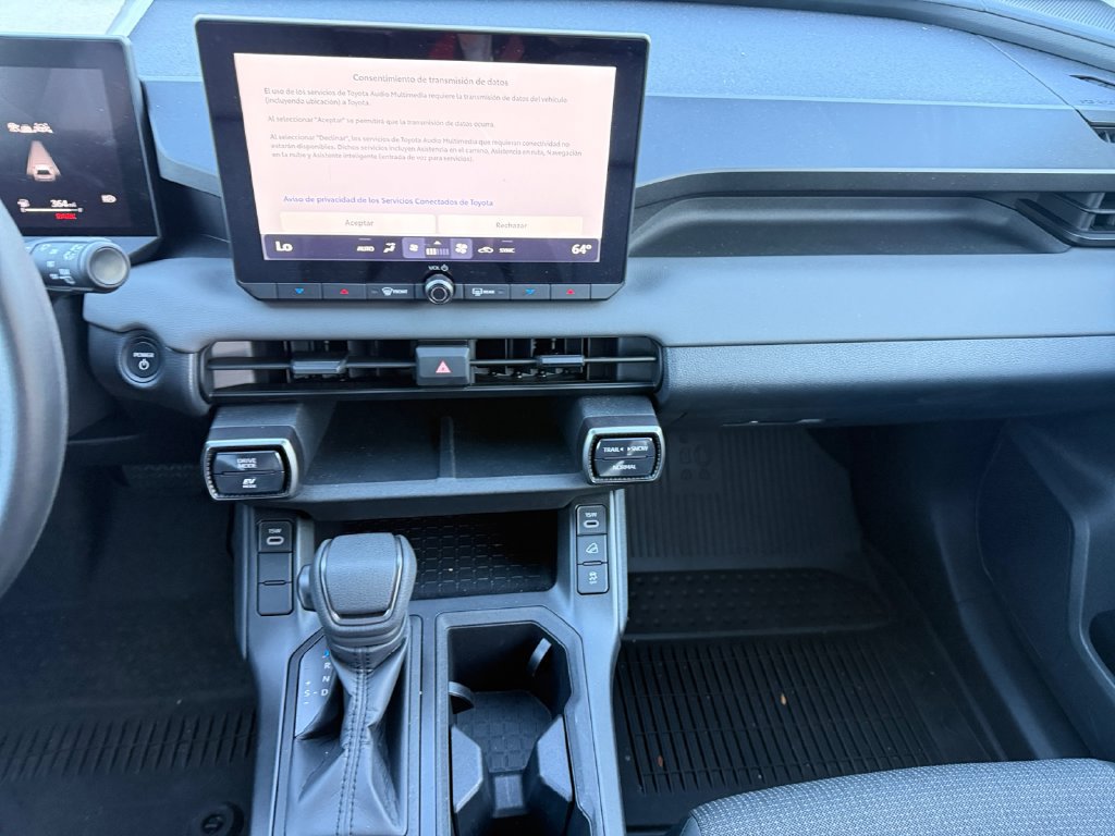 Used 2026 Toyota RAV4 LE AWD/4WD image 11
