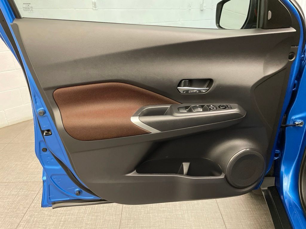 Used 2023 Nissan Kicks SR FWD image 21