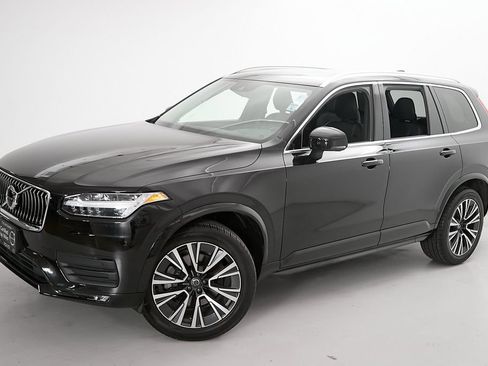 Used 2021 Volvo XC90 T6 Momentum AWD/4WD image 3