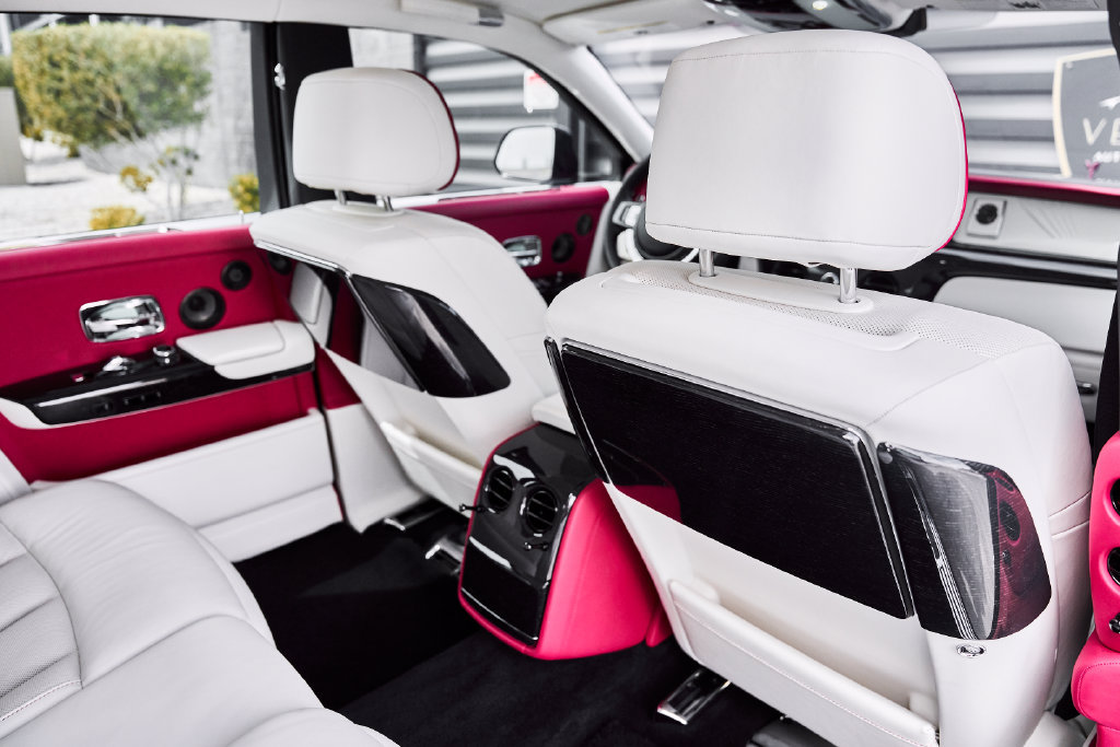 Used 2023 Rolls-Royce Phantom Sedan RWD image 55