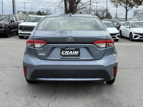Used 2021 Toyota Corolla LE image 6