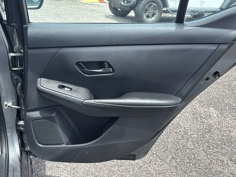 Used 2024 Nissan Sentra SV FWD image 16