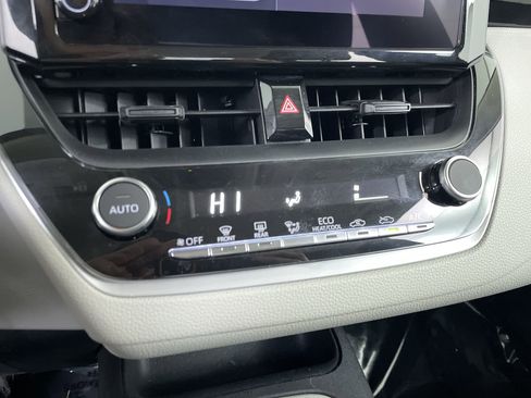 Used 2023 Toyota Corolla LE image 16