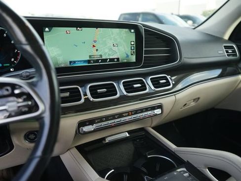 Used 2021 Mercedes-Benz GLS 450 4MATIC image 29