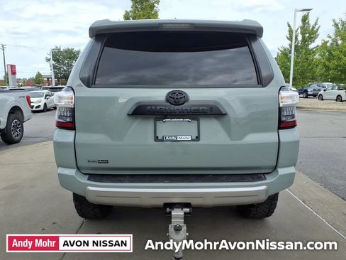 Used 2022 Toyota 4Runner TRD Off-Road Premium w/ Moonroof Package AWD/4WD image 10