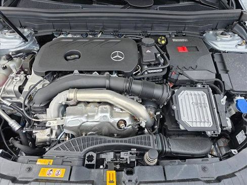 Used 2026 Mercedes-Benz GLB 250 image 16