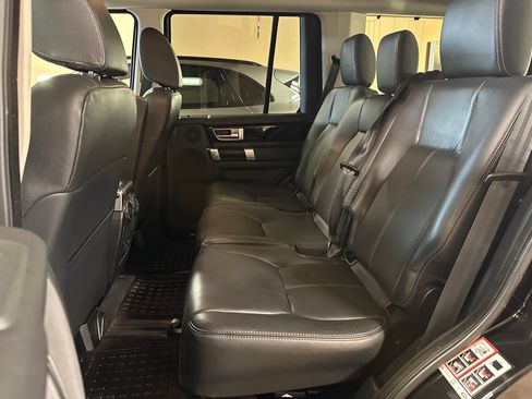 Used 2016 Land Rover LR4 HSE LUX AWD/4WD image 17