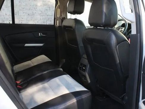 Used 2014 Ford Edge SEL w/ Equipment Group 205A image 21