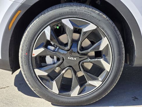 New 2026 Kia Sorento EX w/ EX Premium Package FWD image 8