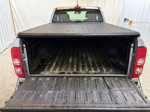 Used 2020 Ford Ranger XL w/ Equipment Group 101A Mid AWD/4WD image 11