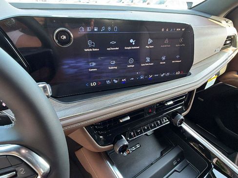 New 2026 Chevrolet Tahoe High Country AWD/4WD image 27