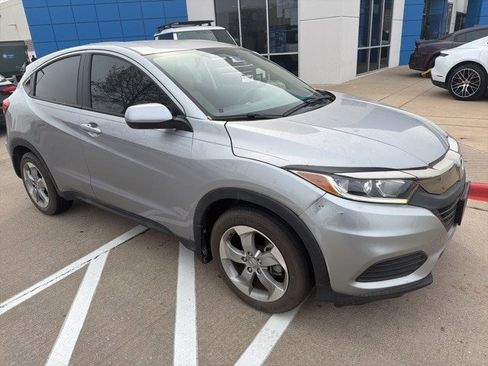 Used 2019 Honda HR-V LX image 7