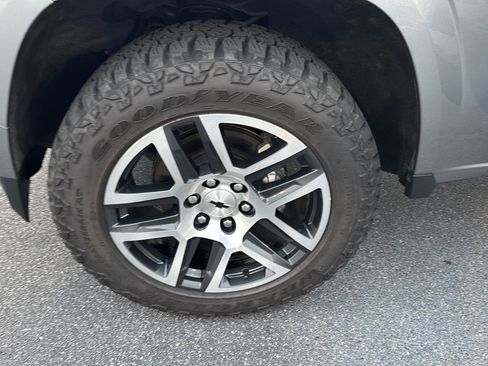 Used 2023 Chevrolet Colorado Z71 w/ Z71 Convenience Package 2 image 33