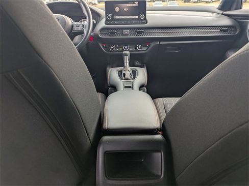 Used 2025 Honda HR-V Sport image 26