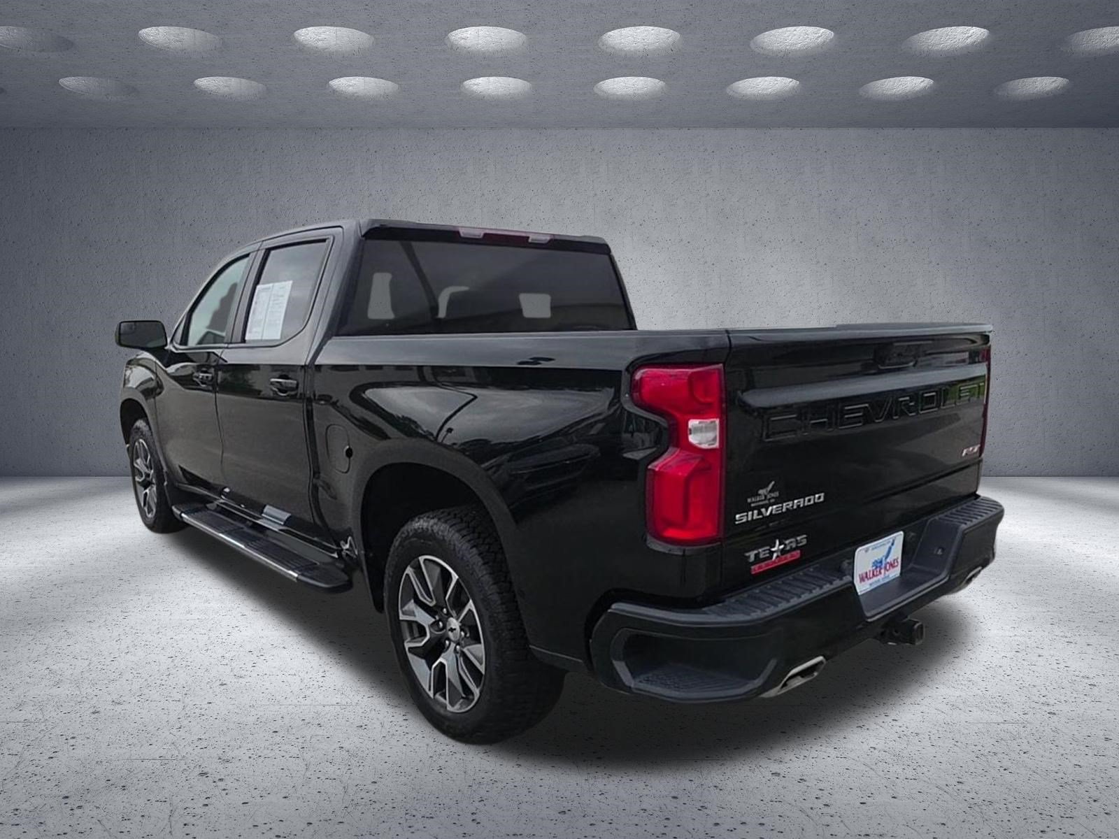 Used 2024 Chevrolet Silverado 1500 RST AWD/4WD image 3