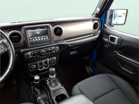 Used 2021 Jeep Gladiator Sport AWD/4WD image 19