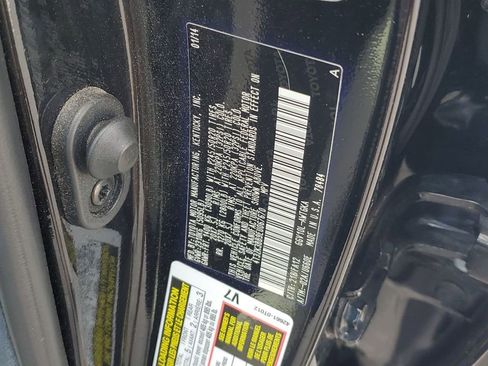 Used 2014 Toyota Venza LE image 48