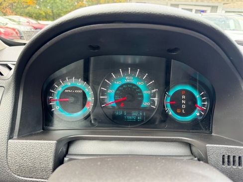 Used 2010 Ford Fusion SEL image 22